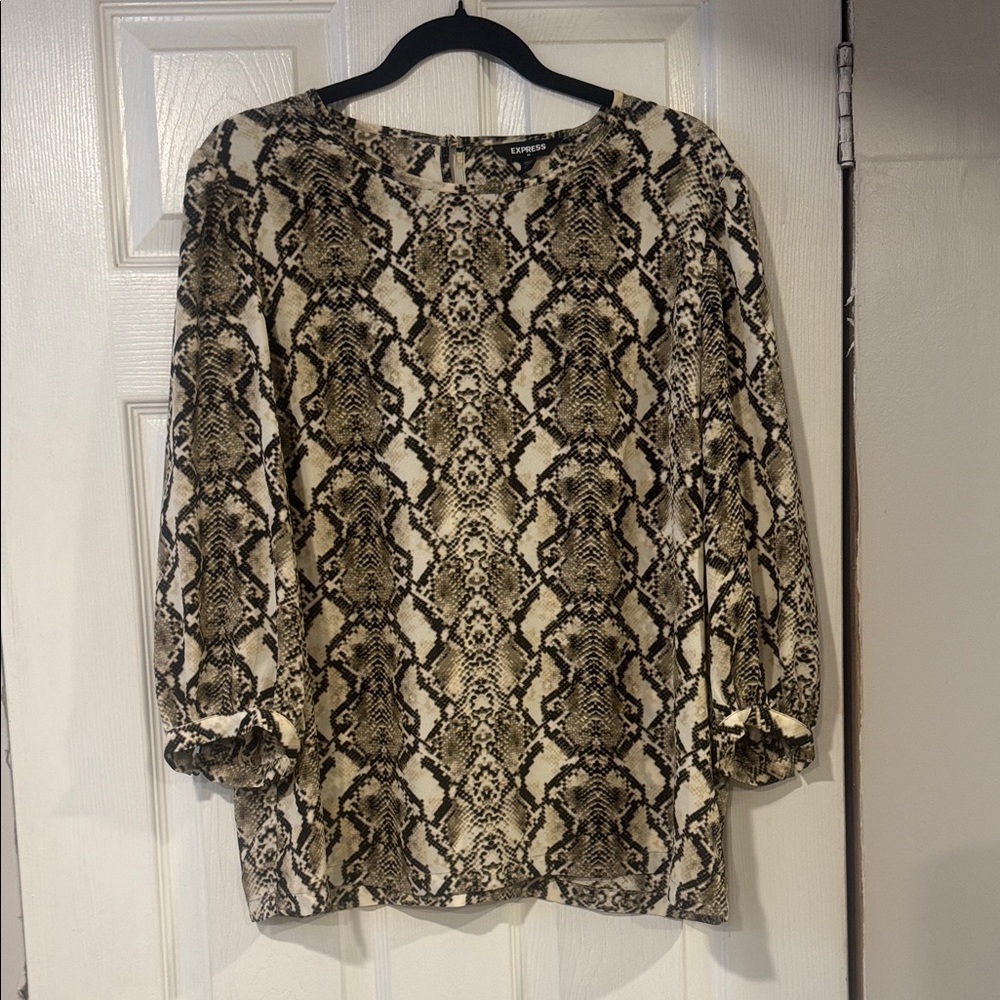 NWT Large Express Women's Snake Print Blouse